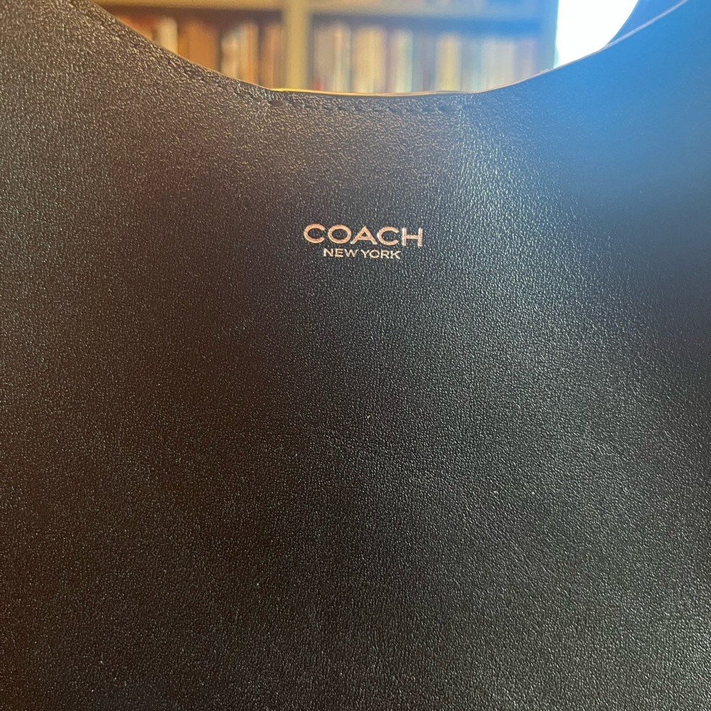 Coach Brooklyn 28 Loved Leather - Picture 2 of 7